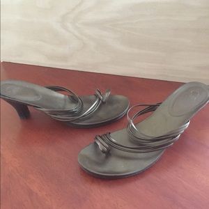 Bronze scrappy Sandals size 10